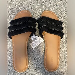 NWT Old Navy Black Fringe Slide Sandals